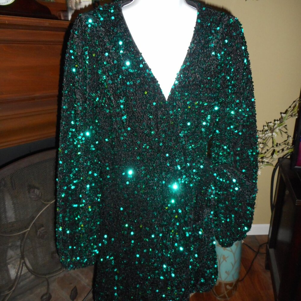 NWT Holiday New Years Emerald Green black Full Sequin Dress, Small